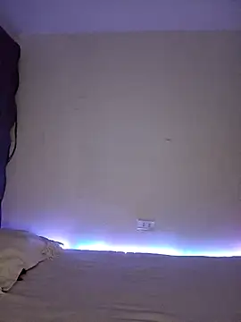 Snapshot of RosenRot07 chatting on September 19, 8:09 pm RosenRot07 online show from September 19, 8:09 pm