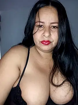 Snapshot of RosenRot07 chatting on October 11, 3:32 pm RosenRot07 online show from October 11, 3:32 pm