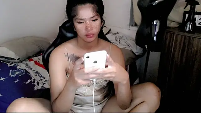 Cutierhyxx online show from October 14, 3:35 pm