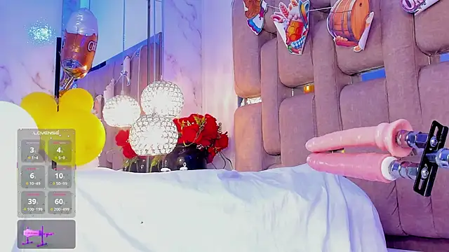 Snapshot of NinaCapelli chatting on September 29, 4:28 am NinaCapelli online show from September 29, 4:28 am