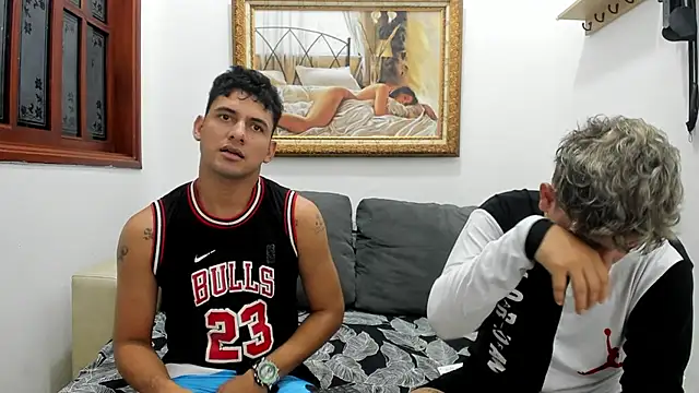 Snapshot of DavilANDkevin2 chatting on September 15, 2:33 am DavilANDkevin2 online show from September 15, 2:33 am