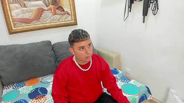 Snapshot of DavilANDkevin2 chatting on October 21, 2:23 am DavilANDkevin2 online show from October 21, 2:23 am