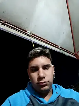 Snapshot of DavilANDkevin2 chatting on October 25, 11:21 pm DavilANDkevin2 online show from October 25, 11:21 pm