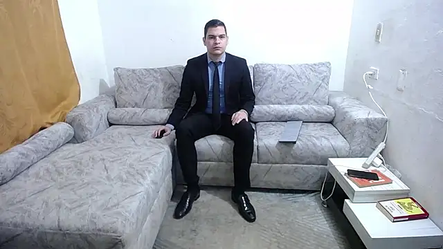 Snapshot of Victor_Maitland chatting on October 21, 7:47 pm Victor Maitland online show from October 21, 7:47 pm