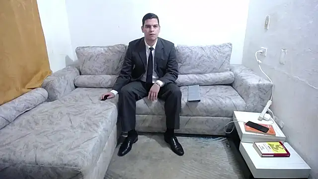 Snapshot of Victor_Maitland chatting on October 29, 3:31 am Victor Maitland online show from October 29, 3:31 am