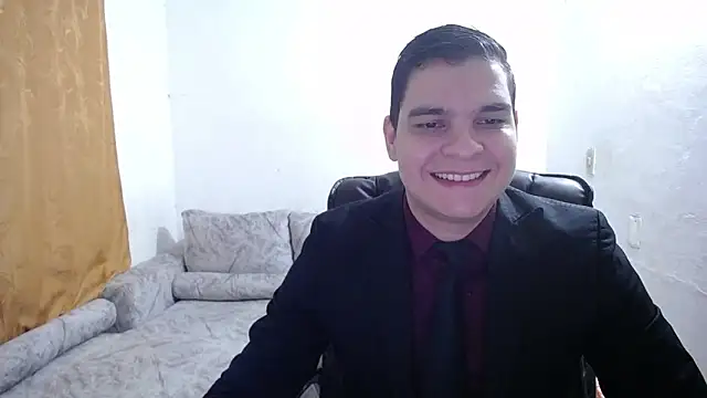 Snapshot of Victor_Maitland chatting on October 31, 3:40 am Victor Maitland online show from October 31, 3:40 am