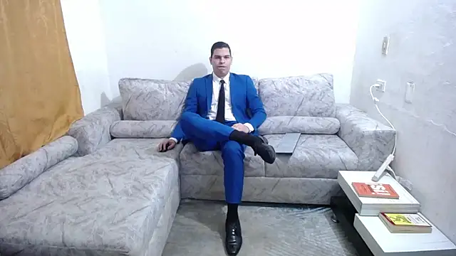 Snapshot of Victor_Maitland chatting on October 31, 7:59 pm Victor Maitland online show from October 31, 7:59 pm