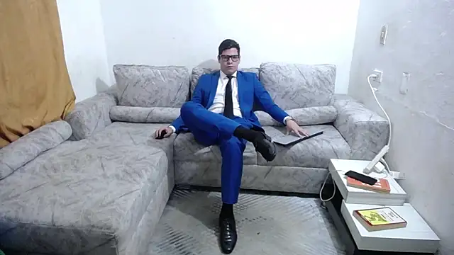 Victor Maitland online show from March 7, 7:22 pm