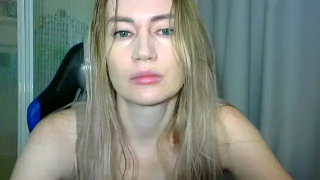 JessFoxxx online show from November 2, 2:47 am