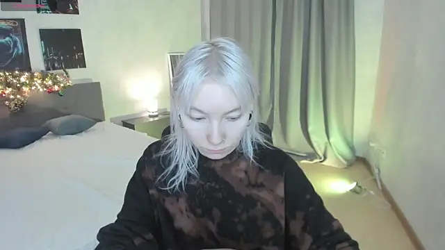 Snapshot of tattoo_art_baby chatting on January 9, 1:41 am tattoo art baby online show from January 9, 1:41 am