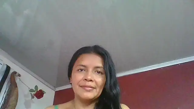 DianaOchoa  online show from May 8, 7:30 pm