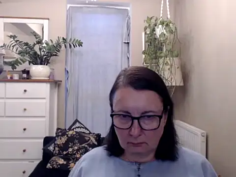 Snapshot of MaryHoney5 chatting on September 22, 12:18 pm MaryHoney5 online show from September 22, 12:18 pm