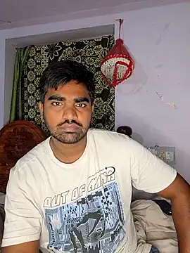 Snapshot of Harsha_Happy chatting on October 15, 1:28 am Harsha Happy online show from October 15, 1:28 am