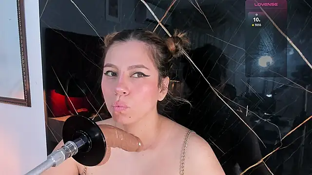 abby blond  online show from February 8, 12:30 pm