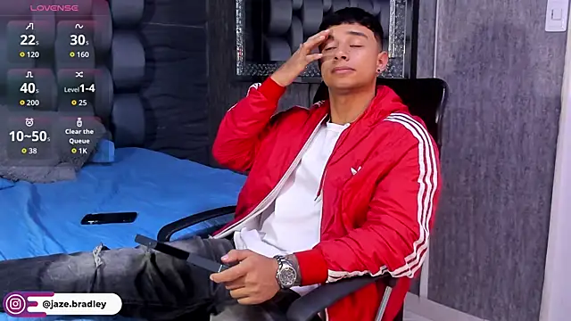 jaze bradley online show from September 30, 11:37 am