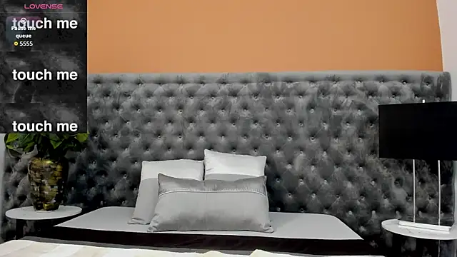ValeSantoDomingo online show from June 12, 11:03 pm