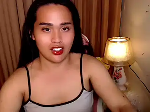 urmidnightcravingsxx online show from March 27, 1:33 pm