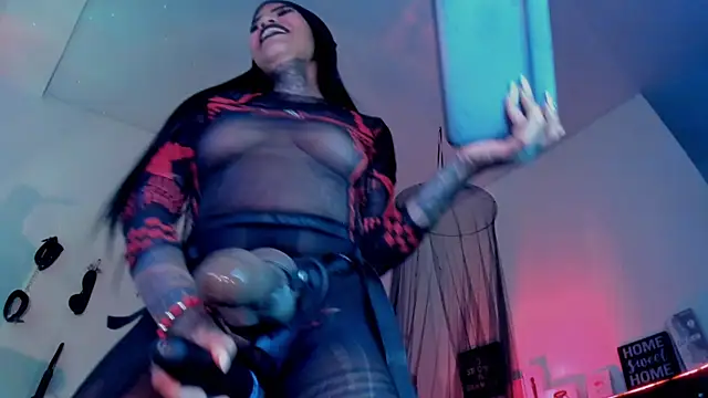 Snapshot of mia_carter88 chatting on September 21, 1:46 pm mia carter88 online show from September 21, 1:46 pm