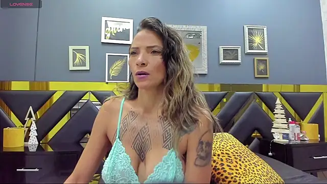 Kaya Tate online show from January 7, 4:53 pm