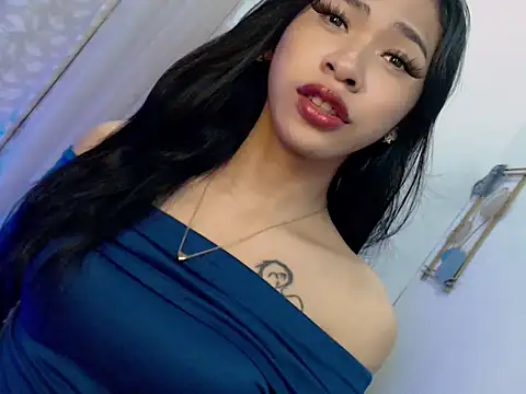 Snapshot of Annaloula chatting on March 8, 2:32 pm Annaloula online show from March 8, 2:32 pm