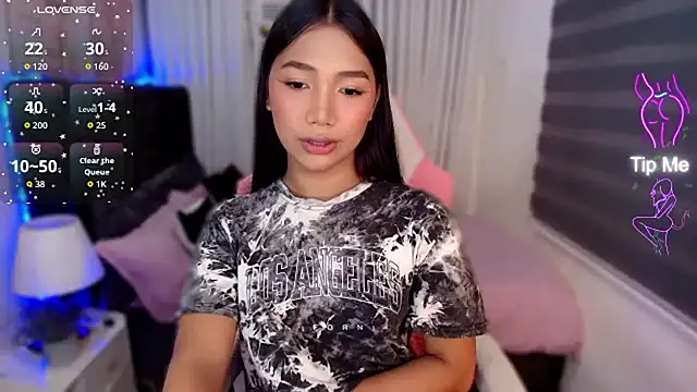 Snapshot of naughtyjayde chatting on April 22, 9:16 pm naughtyjayde online show from April 22, 9:16 pm