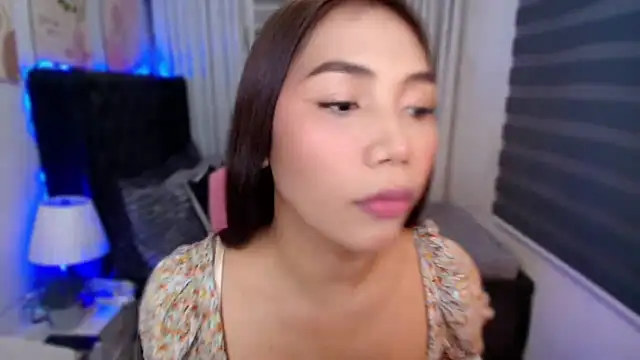 Snapshot of naughtyjayde chatting on May 9, 8:36 pm naughtyjayde online show from May 9, 8:36 pm