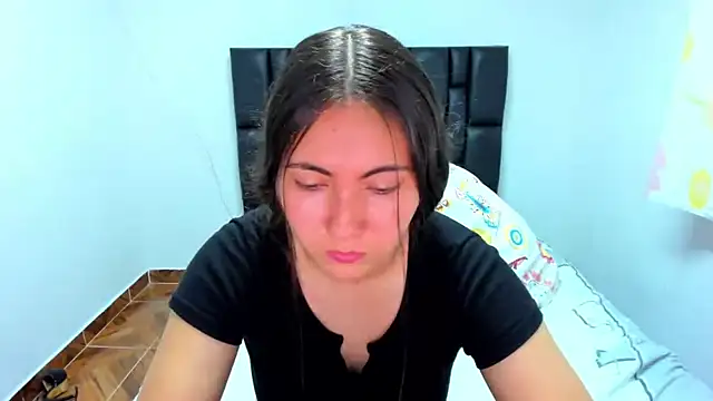 Snapshot of Thompson_Ema chatting on September 24, 4:32 pm Thompson Ema online show from September 24, 4:32 pm