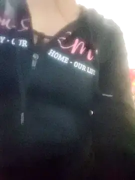 Snapshot of lunna_07 chatting on October 11, 12:54 am lunna 07 online show from October 11, 12:54 am