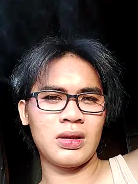 Snapshot of Unholytemptress chatting on October 15, 8:14 am Unholytemptress online show from October 15, 8:14 am