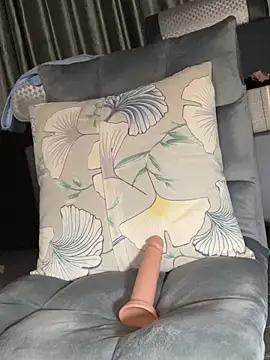 Snapshot of meiiijr55 chatting on October 28, 5:04 pm meiiijr55 online show from October 28, 5:04 pm