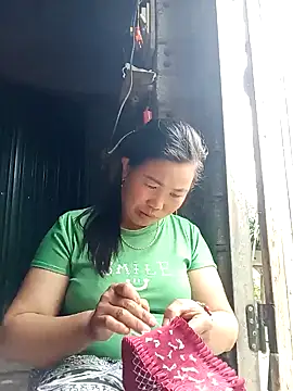 Snapshot of jienrrr chatting on September 18, 5:09 am jienrrr online show from September 18, 5:09 am