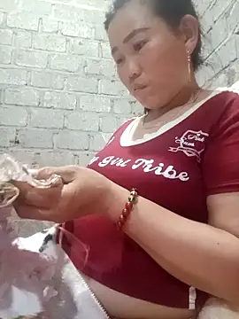 Snapshot of jienrrr chatting on September 25, 2:10 pm jienrrr online show from September 25, 2:10 pm