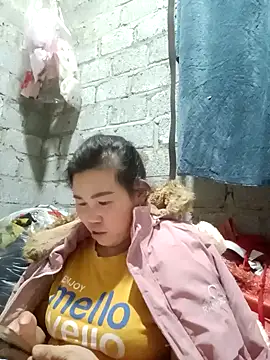 jienrrr online show from November 3, 1:34 pm