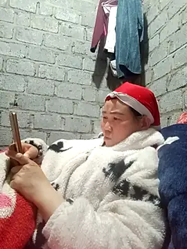 Snapshot of jienrrr chatting on January 14, 12:44 pm jienrrr online show from January 14, 12:44 pm