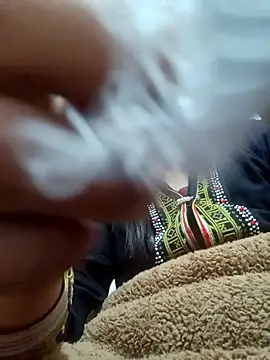 Snapshot of jienrrr chatting on January 17, 6:07 am jienrrr online show from January 17, 6:07 am