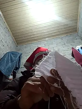 Snapshot of jienrrr chatting on January 18, 12:14 am jienrrr online show from January 18, 12:14 am