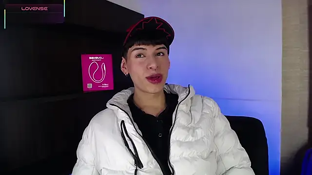 Ezra Storm online show from October 15, 4:56 am