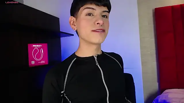 Ezra Storm online show from October 16, 4:46 am