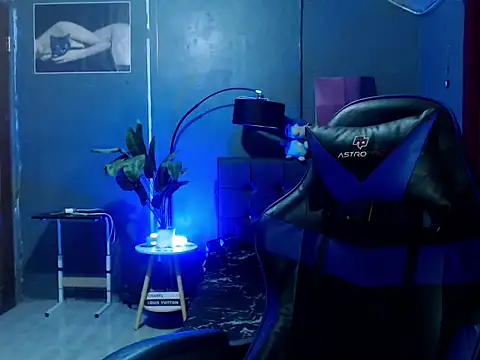 urtranspinay online show from October 12, 8:41 pm