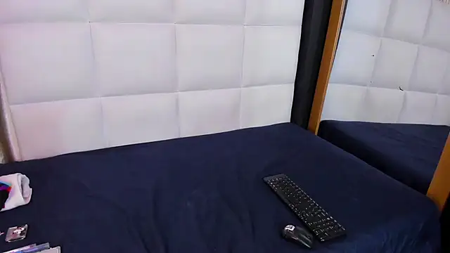 Snapshot of Nicky_six333 chatting on September 23, 12:19 pm Nicky six333 online show from September 23, 12:19 pm