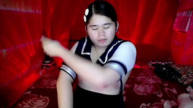 skinnygirl 69 online show from February 17, 4:46 pm