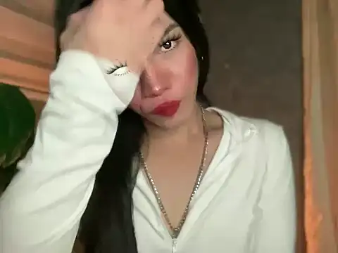 Snapshot of Misselliefayexxx chatting on April 3, 1:25 am Misselliefayexxx online show from April 3, 1:25 am