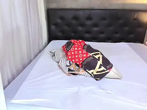 hotbabymaria online show from October 28, 1:09 am