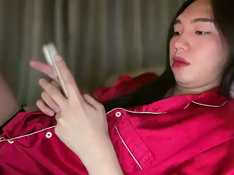 kat mire online show from March 25, 4:57 pm