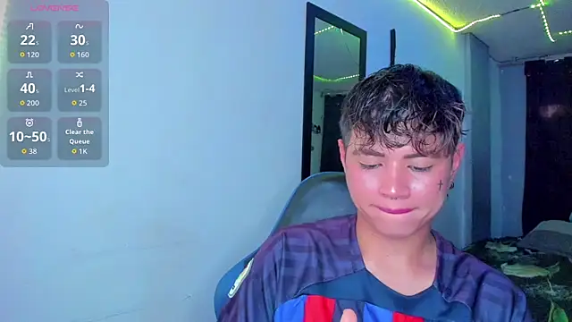 Snapshot of Jostin18 chatting on December 16, 1:16 pm Jostin18 online show from December 16, 1:16 pm