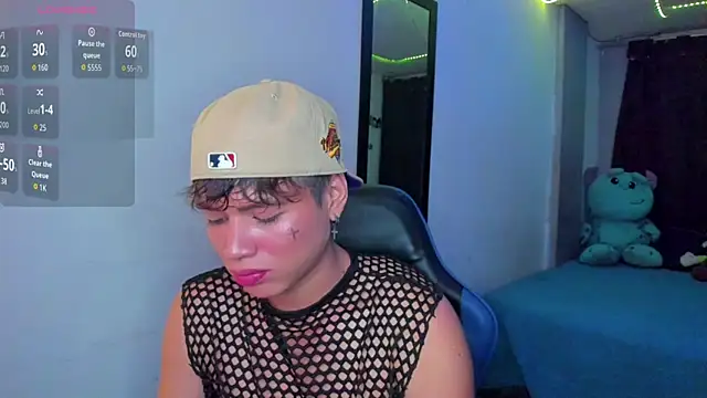 Snapshot of Jostin18 chatting on December 20, 4:08 am Jostin18 online show from December 20, 4:08 am