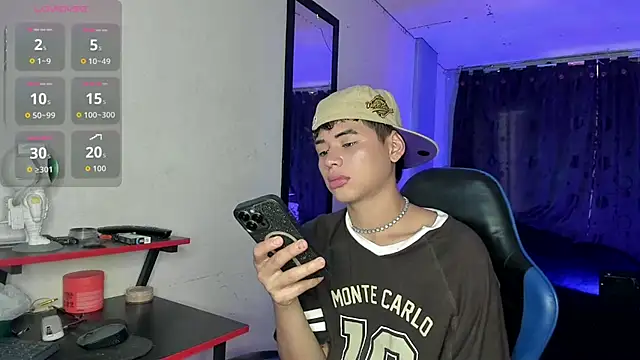 Snapshot of Jostin18 chatting on April 2, 3:20 pm Jostin18 online show from April 2, 3:20 pm