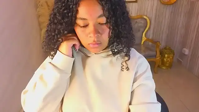 risada temptation s online show from October 31, 3:07 am