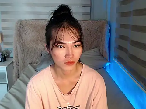 lovelychanel69xx online show from September 28, 10:37 pm