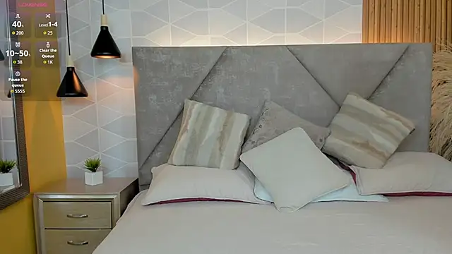 Snapshot of Jade_Whisper chatting on November 1, 1:29 am Jade Whisper online show from November 1, 1:29 am